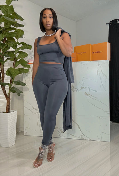 Very Demure 3pc Set