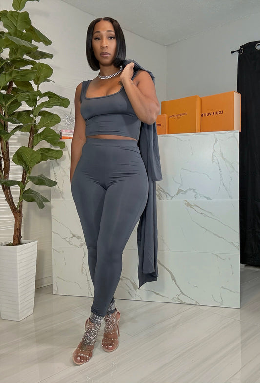 Very Demure 3pc Set
