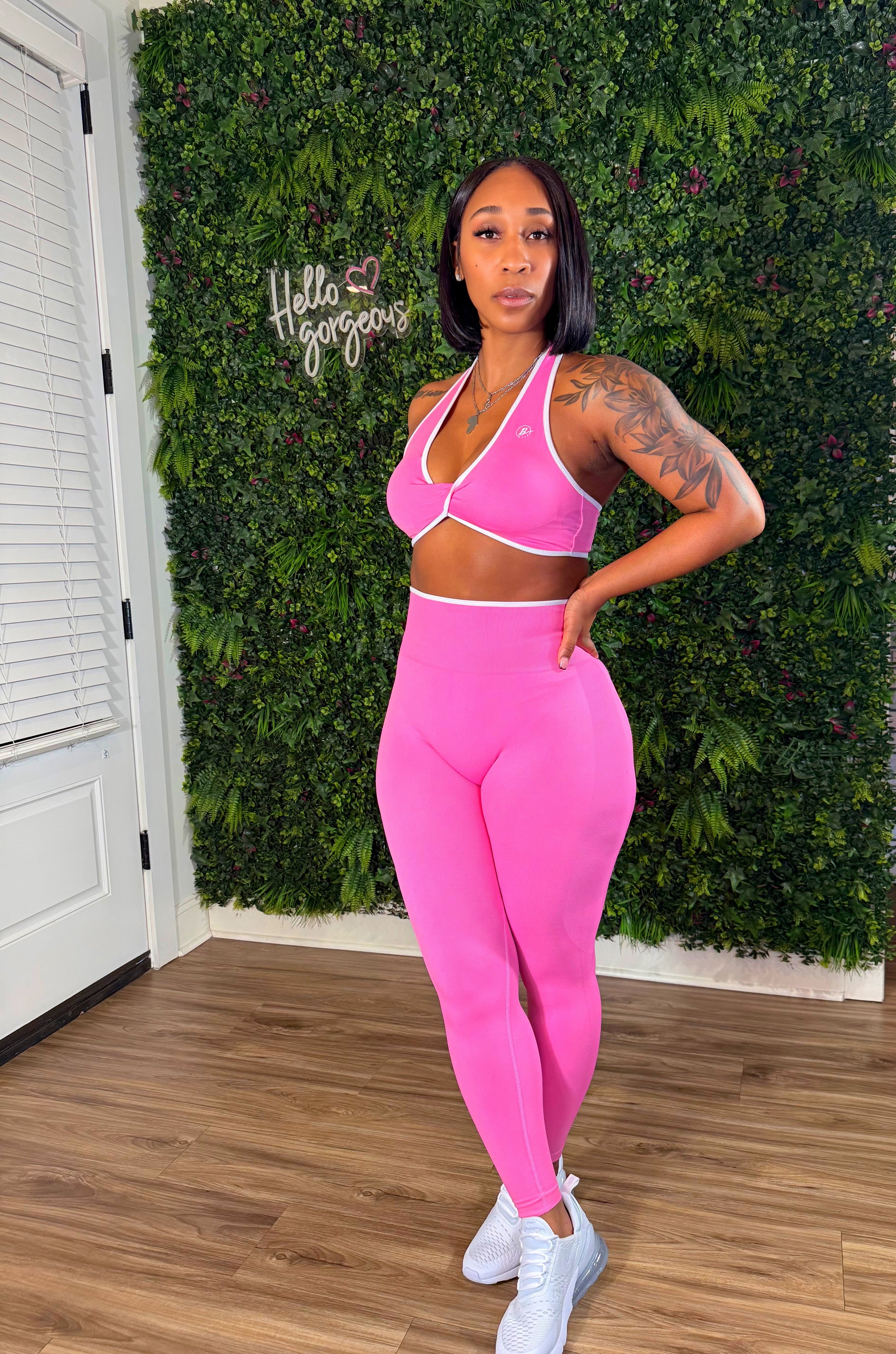 Pretty Pressure - Bottom