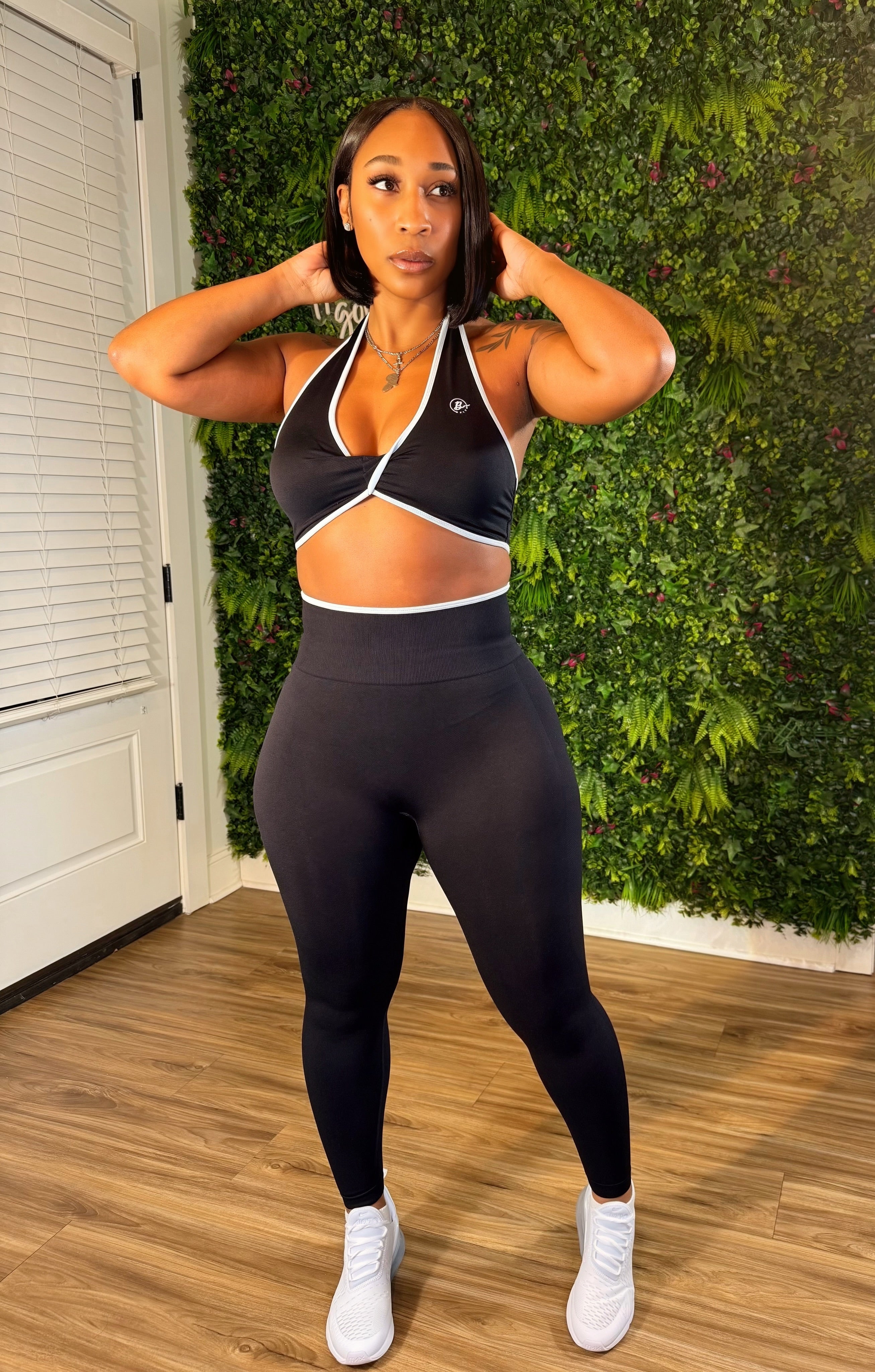 Pretty Pressure - Bottom