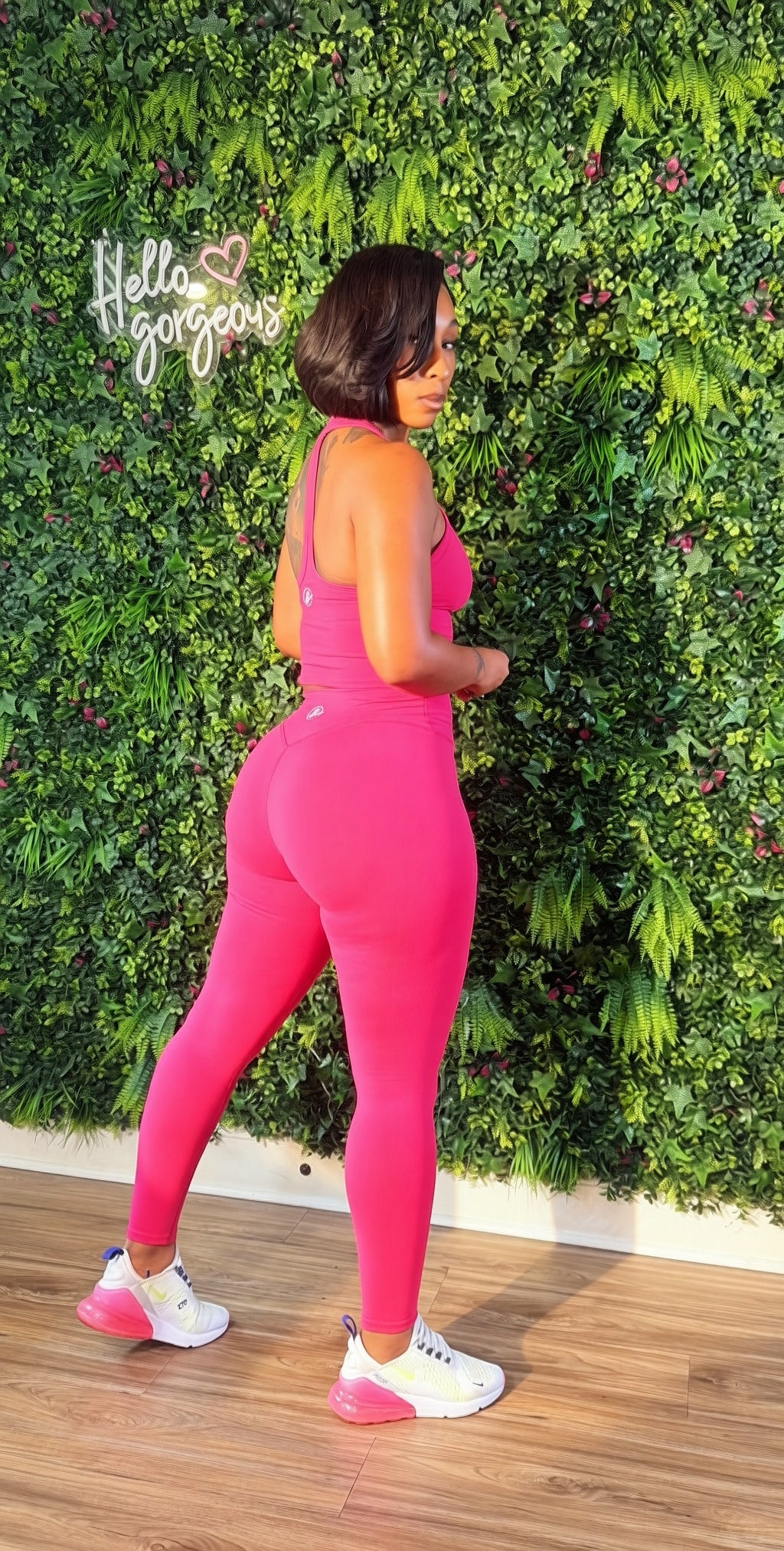 She Glows Leggings