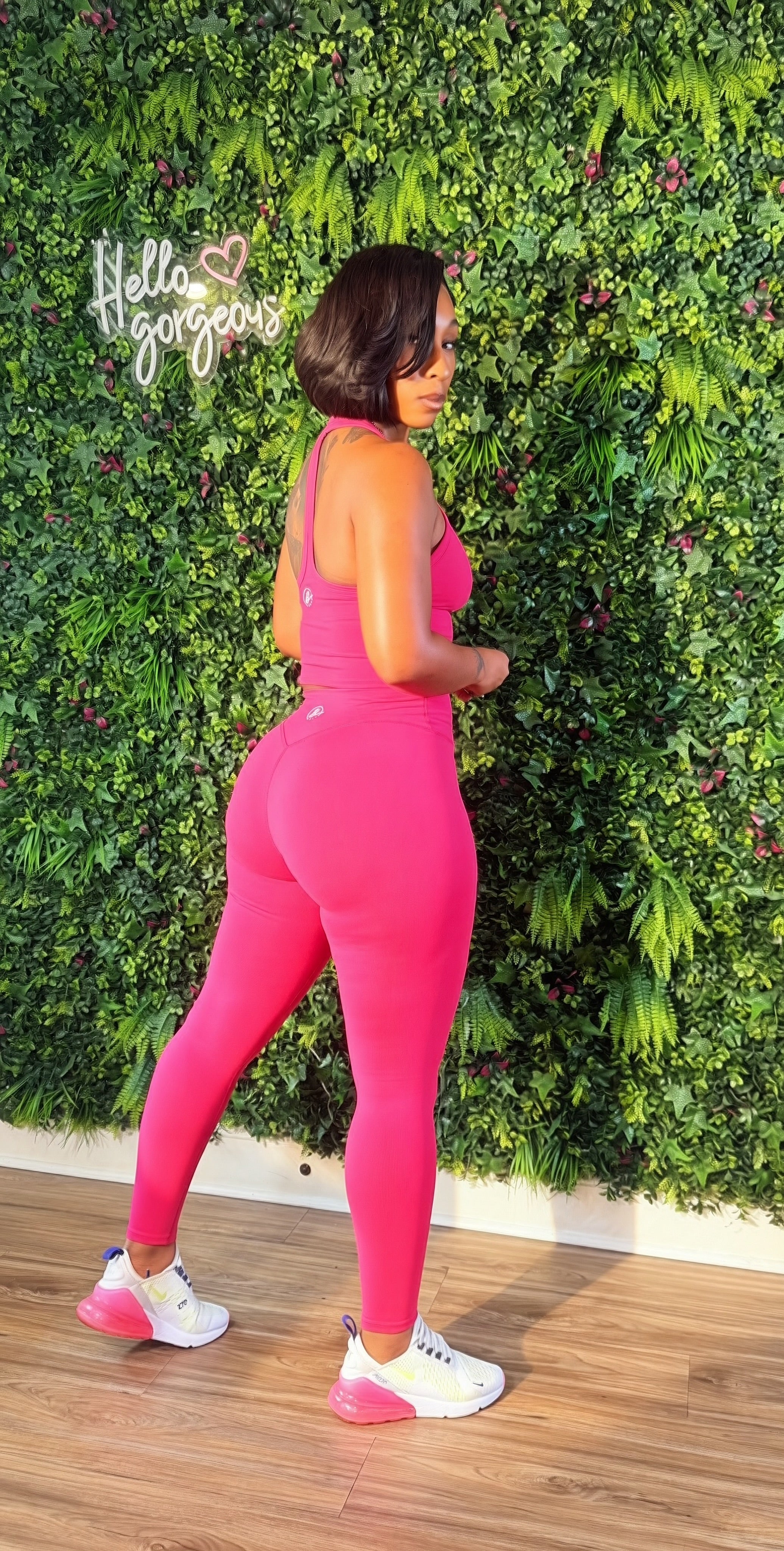 She Glows Leggings