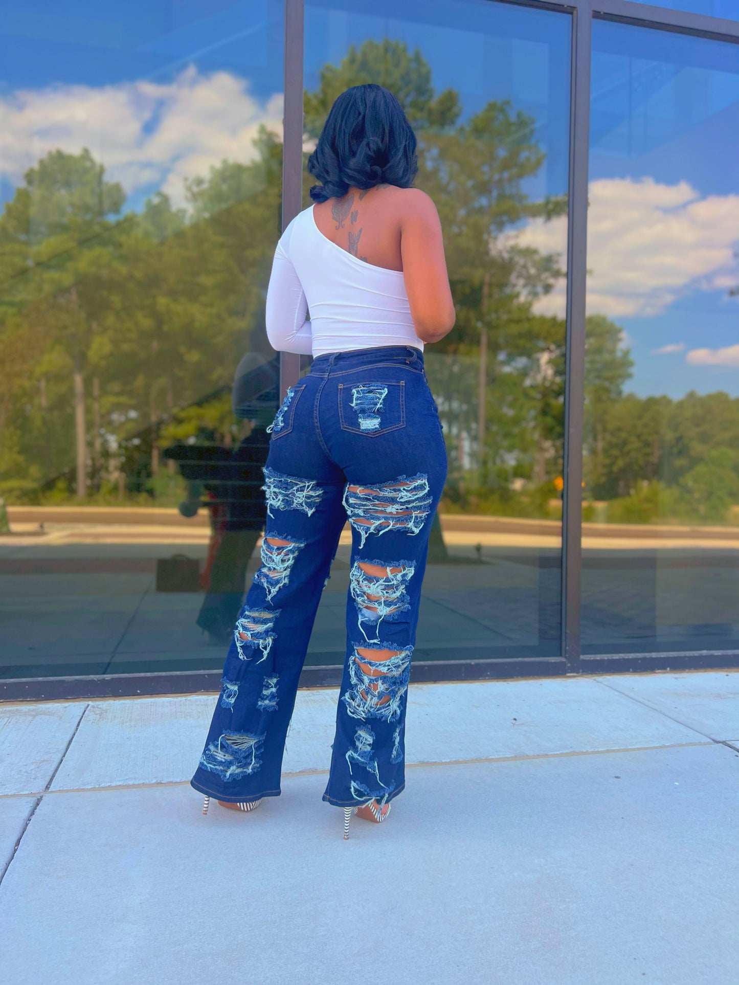 Get Loose Distressed Jeans